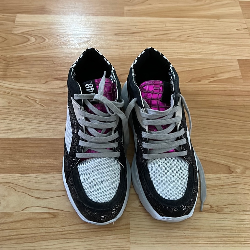 P448 Sneakers